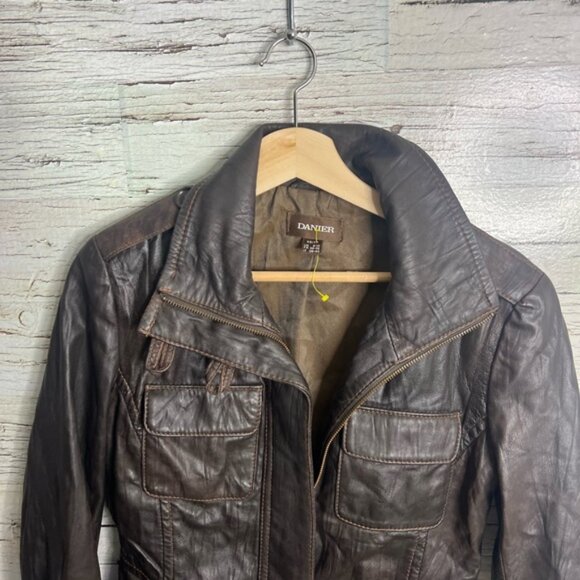 Danier brown leather jacket size xs made in Canada - Picture 4 of 7